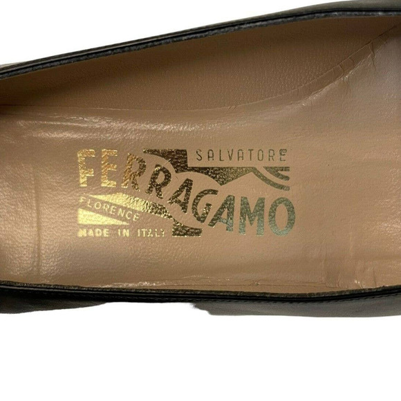 Salvatore Ferragamo Narrow Black Leather Low Heels 7 AA Black - Picture 7 of 10